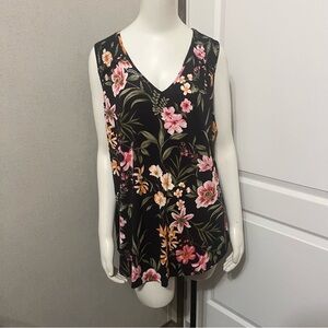 NWT Late August Sleeveless Floral Blouse
